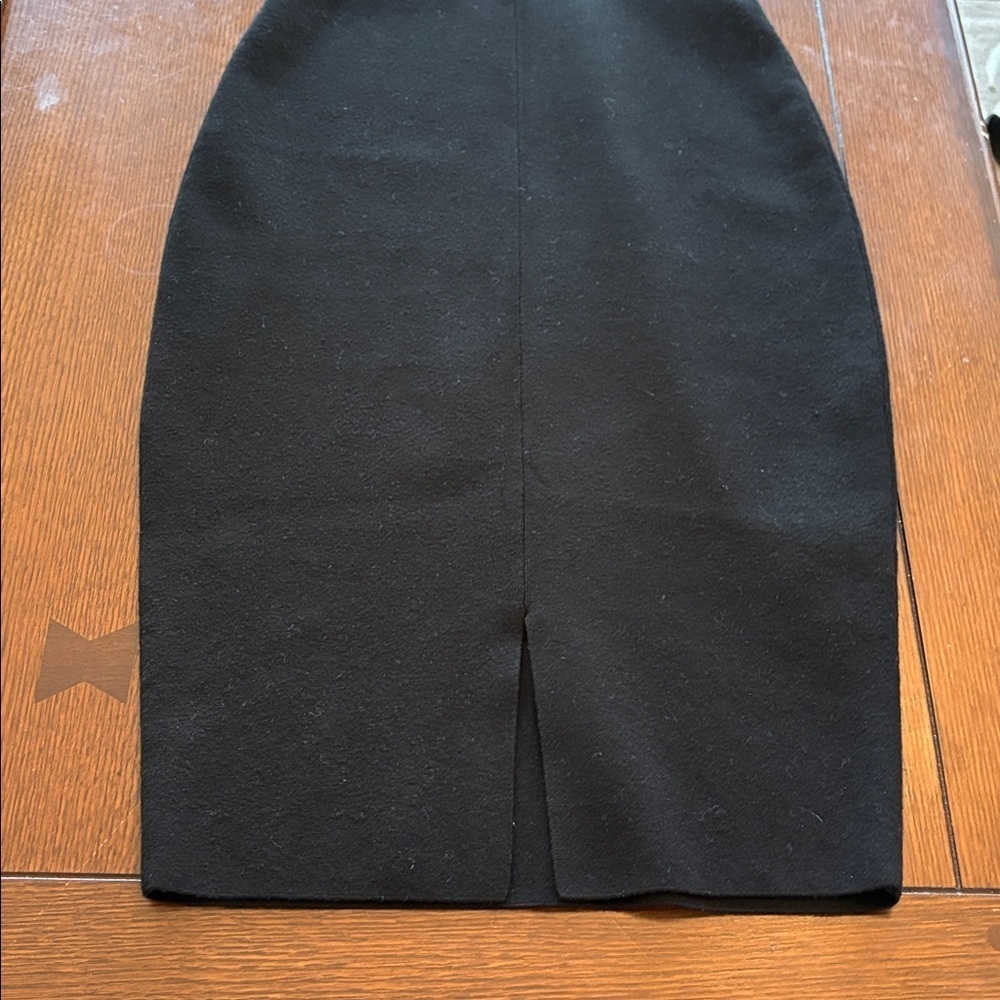 Milly little black Dress. Midi length. Bare shoulder. Bodycon. Medium - Picture 4 of 10